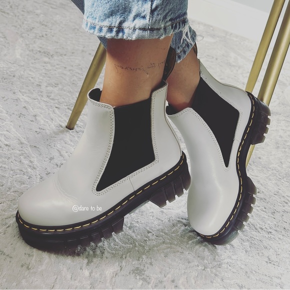 Dr. Martens Shoes - Dr. Martens Audrick Chelsea Cobblestone Nappa Leather